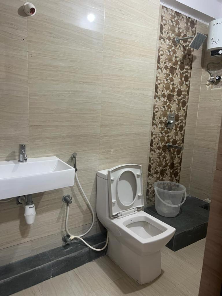 Beach Town Hotel Visakhapatnam Dış mekan fotoğraf
