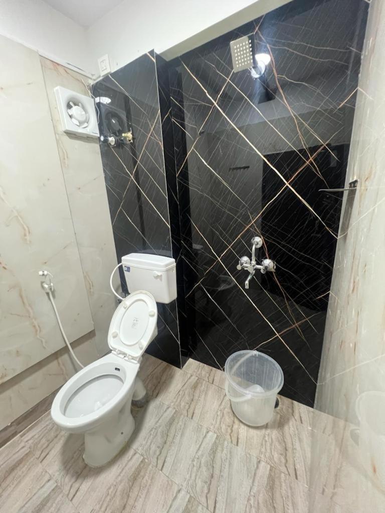 Beach Town Hotel Visakhapatnam Dış mekan fotoğraf